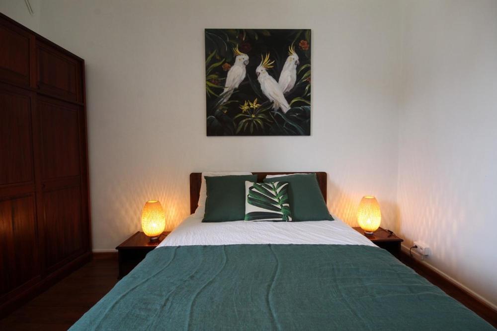 Le Cru Colbert Apartment *