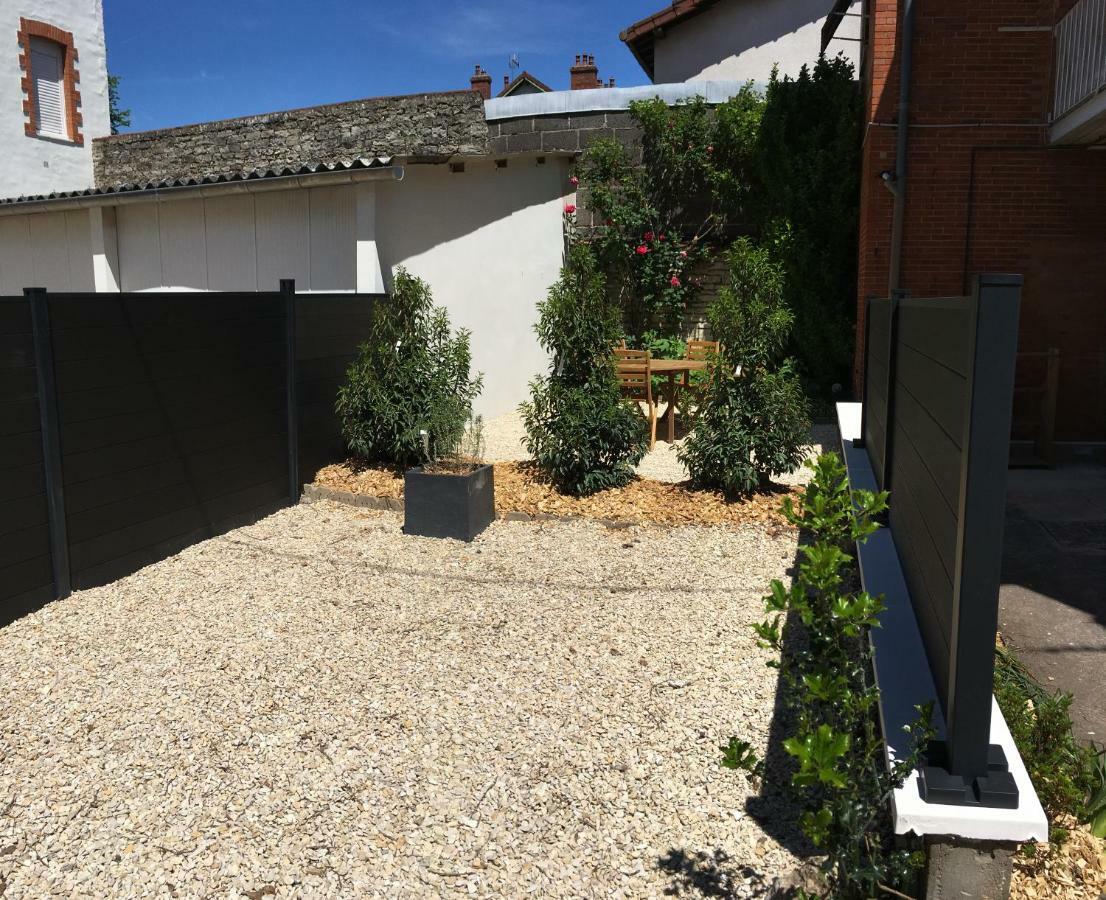 Le Cru Colbert Apartment *